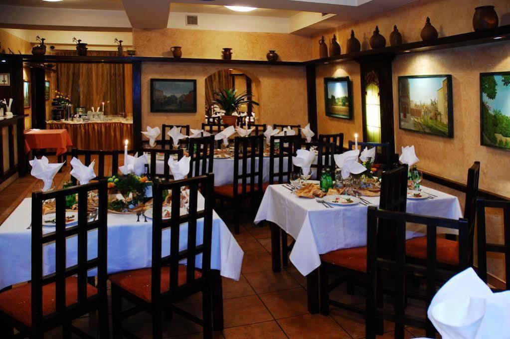 Hotel Retman Stary Toruń 외부 사진